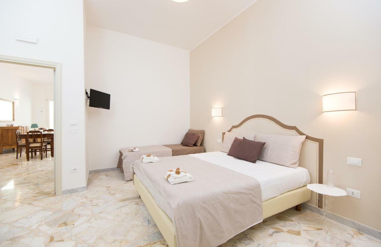 L'Angolo Di Oli' Lecce Exterior foto